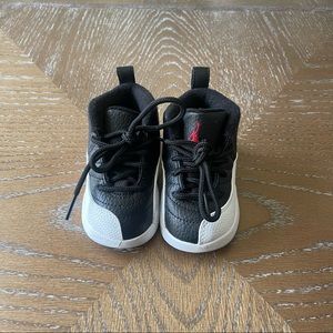 AIR Jordan Retro 13 Infant/Toddler Black White Sneakers Size 5C